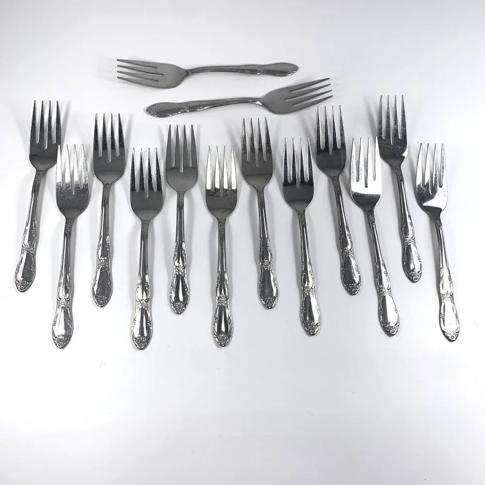 62pc Oneida Wm A Rogers Stainless Flatware - Fenway Daydream Forks Spoons Knives